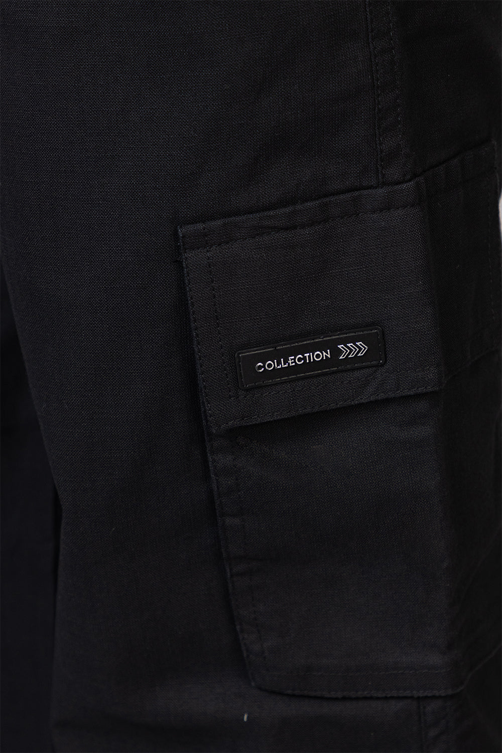 Men's Relaxed Fit Cargo Pants with Zipper Pockets | Black