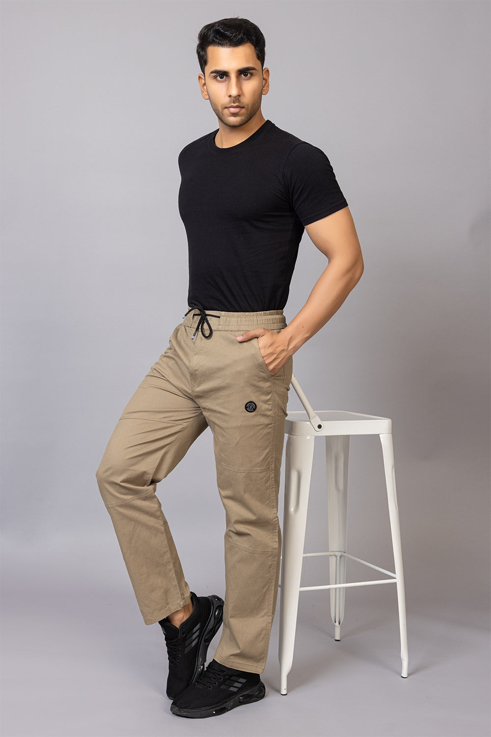 Men's Straight Fit Drawstring Trousers in Classic Khaki